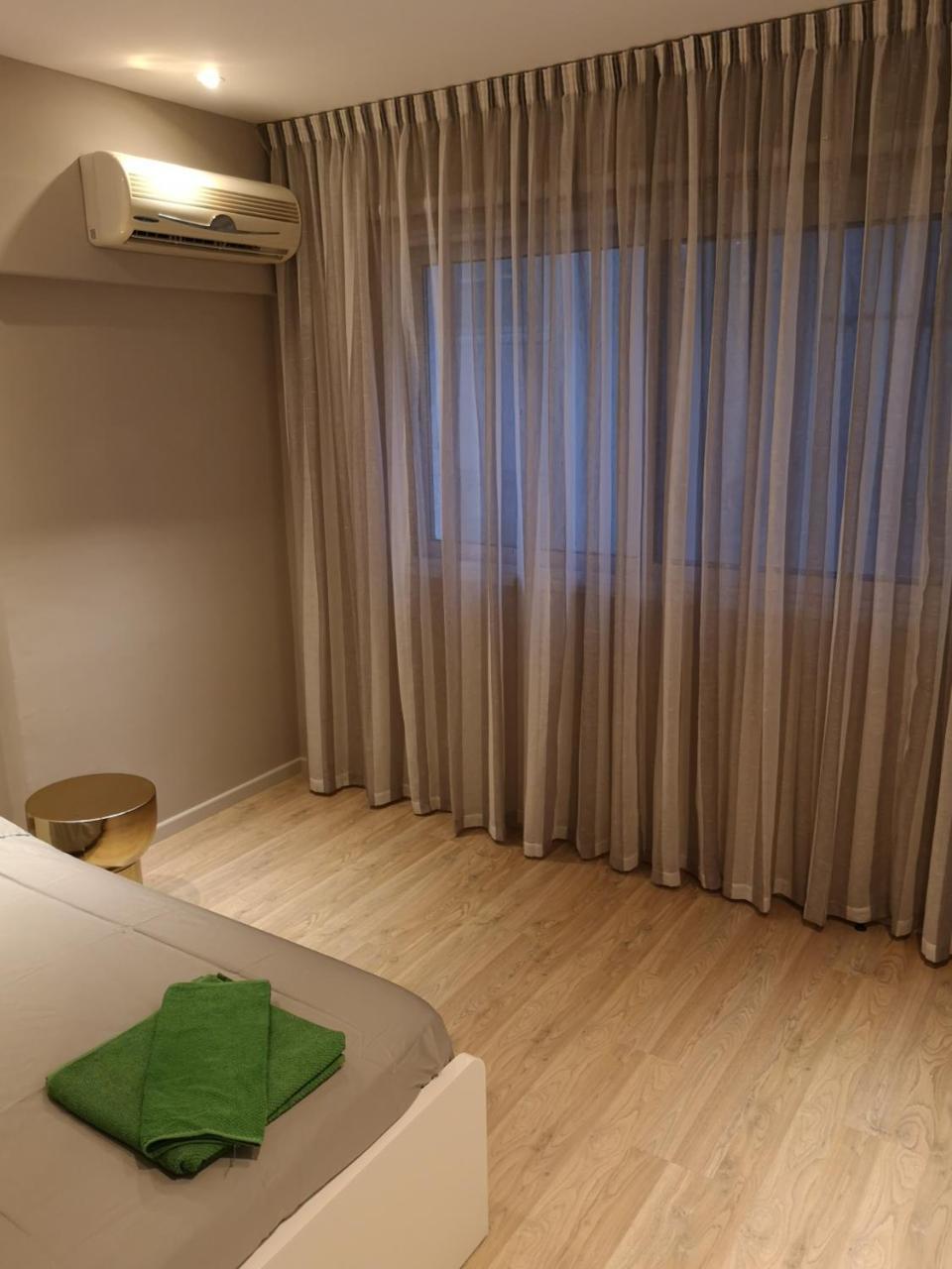 Beachfront Amazing New Apartment Limassol Zewnętrze zdjęcie
