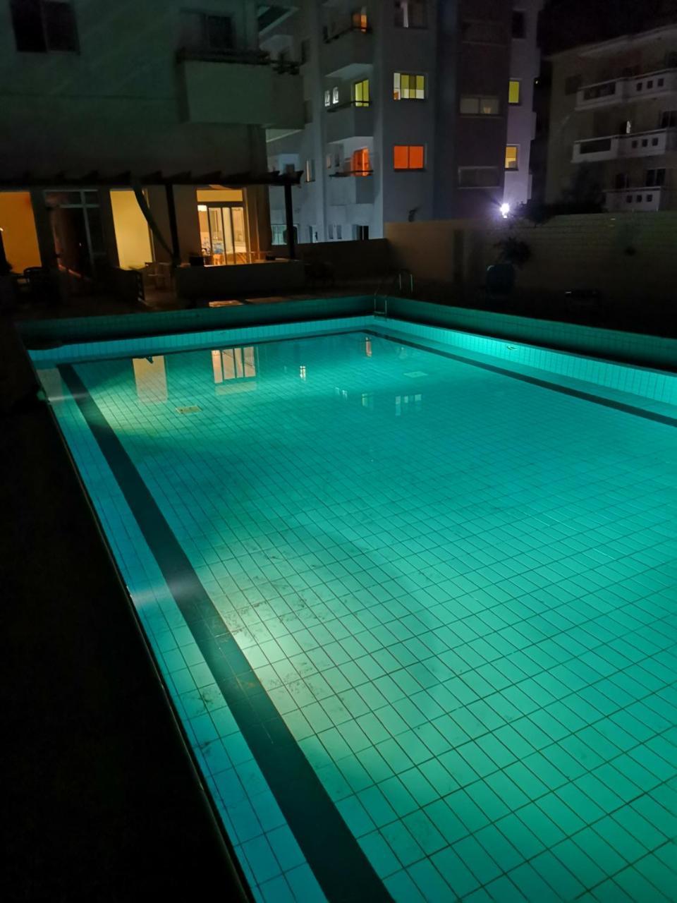 Beachfront Amazing New Apartment Limassol Zewnętrze zdjęcie
